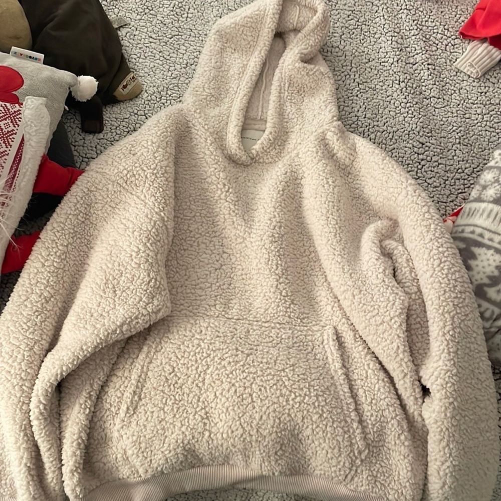 american eagle fluffy hoodie